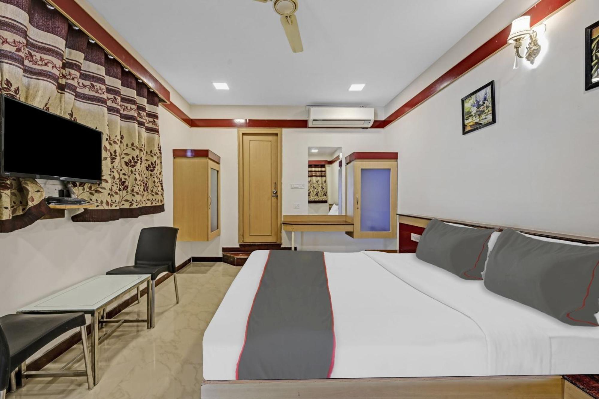 Collection O Sri Sai Ram Suites Bangalore Esterno foto